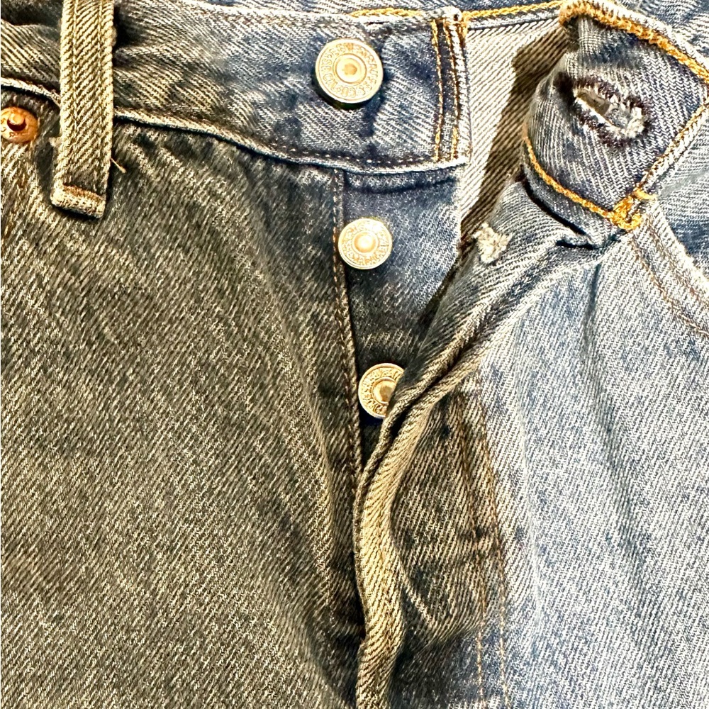 Levi’s 501 Distressed Jeans